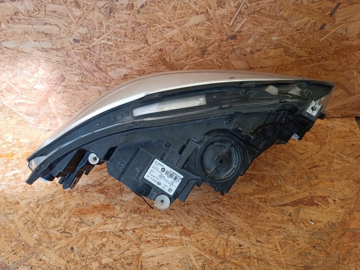 PHARE GAUCHE AVANT PROJECTEUR EUROPE 7358391 BMW 1 F20 F21 11-
