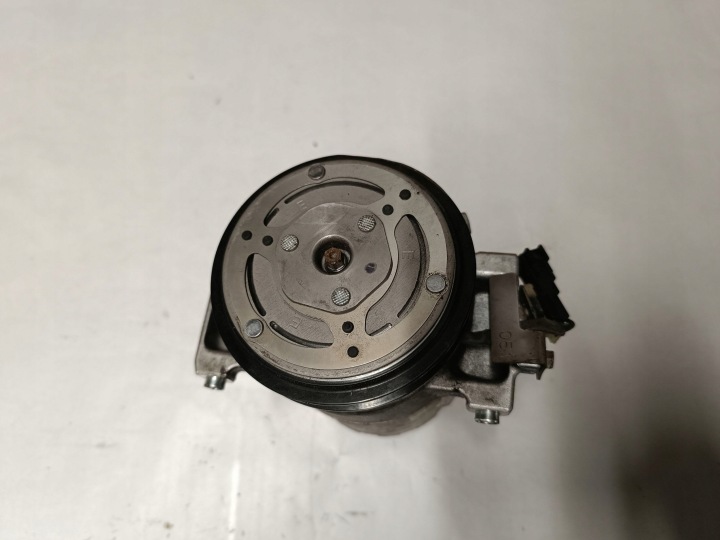 FORD MUSTANG VI COMPRESSEUR DE CLIMATISATION AC PUMP GR3B19D629GF 2024 2300CM3