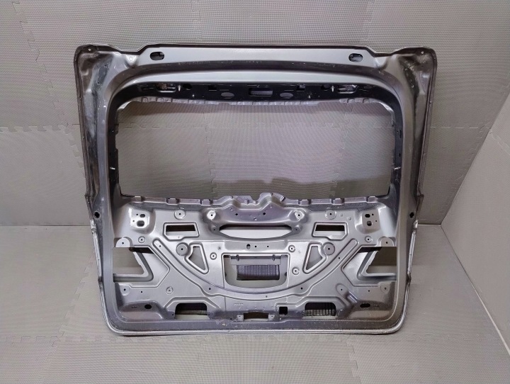 COUVERCLES DE COFFRE COUVERCLES DE COFFRE MERCEDES GLE 166 SUV