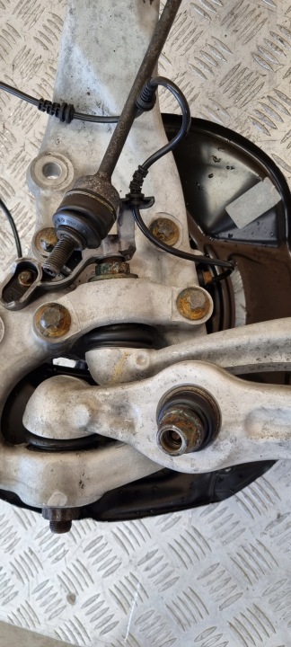 MERCEDES W222 ROTULE DE DIRECTION GAUCHE GAUCHE AVANT AVANT A2221901