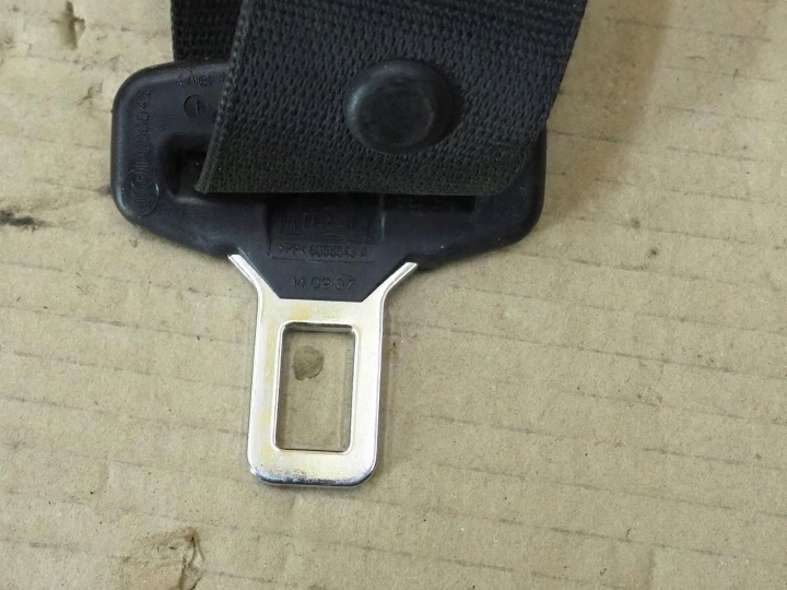 CEINTURE DE SÉCURITÉ MERCEDES-BENZ OE 2118605586