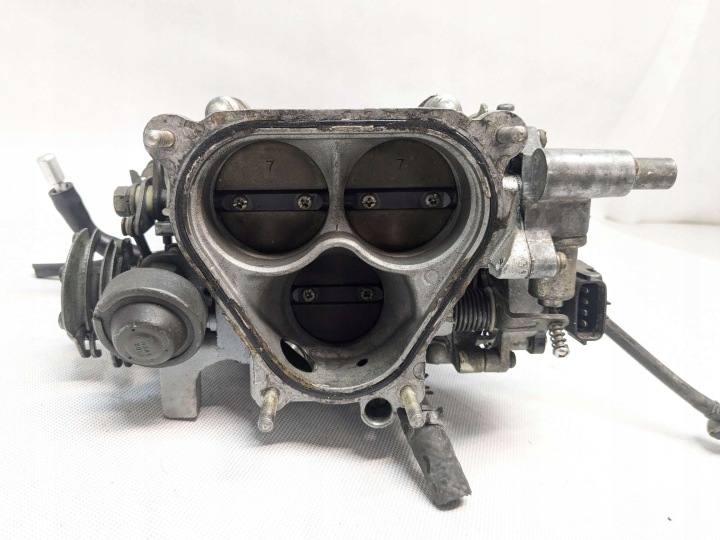 MAZDA RX-7 FD III FD3S EXTENSION MANIFOLD THROTTLE CARROSSERIE N3F11323X N3F113640