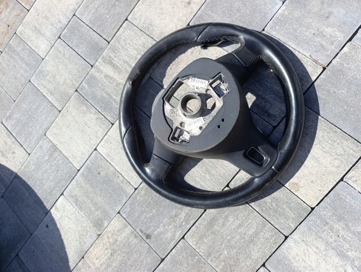 VW T5 LIFT VOLANT MULTIFONCTIONNELLE MULTIFONCTION CUIR 7E0419091