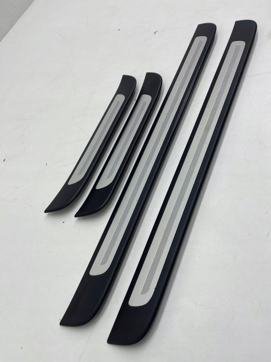 AUDI A6 C7 4X BAGUETTES REVÊTEMENTS SEUIL ENSEMBLE