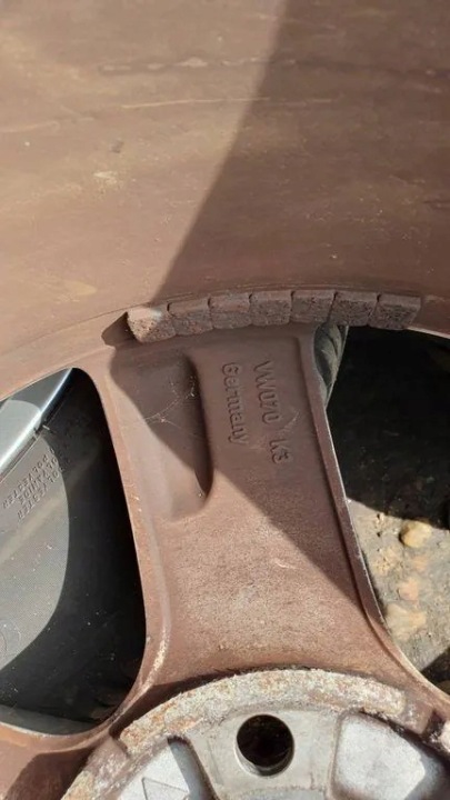 ARRIÈRE DROITE MOULURE SEUIL VW PASSAT B7 ALLTRACK (365) 20555R16 1.4L