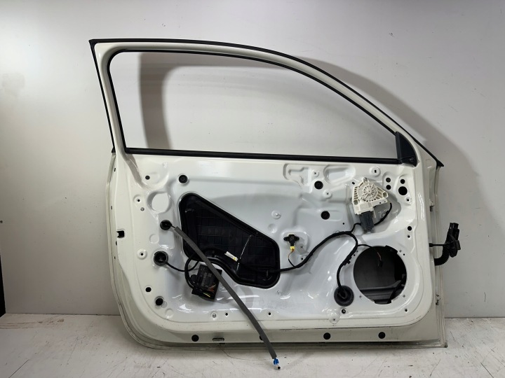 PORTES GAUCHE AVANT AUDI A1 8X 2010- 3-DRZWIOWA COULEUR LF5B