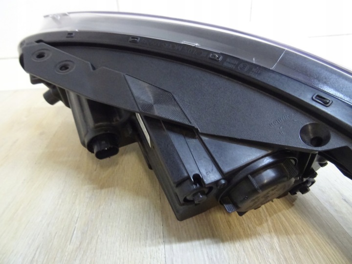 PHARE DROITE AVANT KIA XCEED LIFT 2022- COMPLET LED 92102-J7850