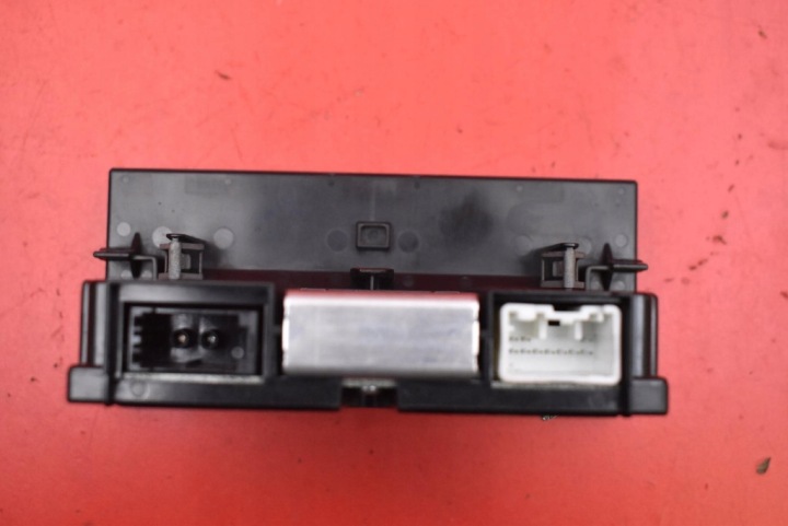 MONITEUR 8696495 VOLVO S40 V40 2 II 04-07