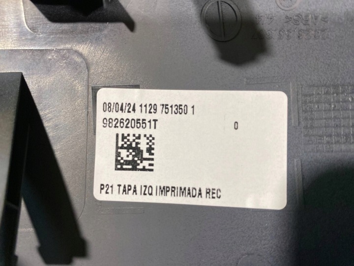 CHÂSSIS COUVERCLE RÉTROVISEURS GAUCHE PEUGEOT 208 II 982620551T