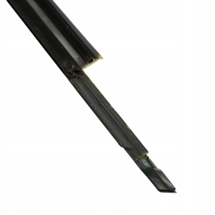 AUDI A3 8V JOINT D'ÉTANCHÉITÉ VITRES PORTES DROIT AVANT MOULURE DÉCORATIVE 8V4853284