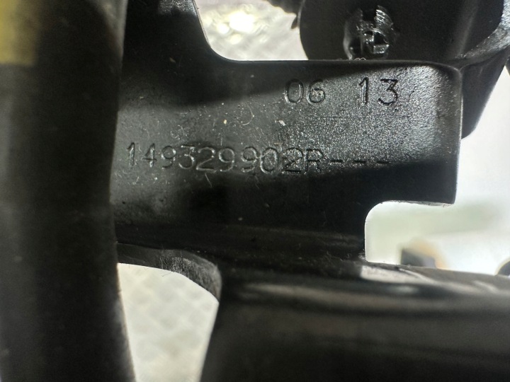 RENAULT MEGANE III 1.6 DCI SOUPAPE PRESSION CONDUITES DE DÉRIVATION 149329902R
