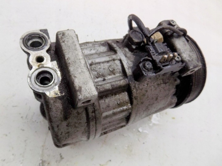 MERCEDES C280 95 COMPRESSEUR DE CLIMATISATION 0002345203