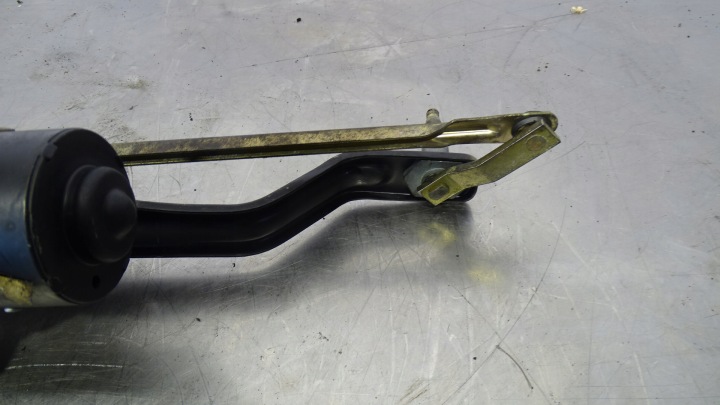MÉCANISME ESSUIE-GLACES AVANT SKODA FELICIA 1.3
