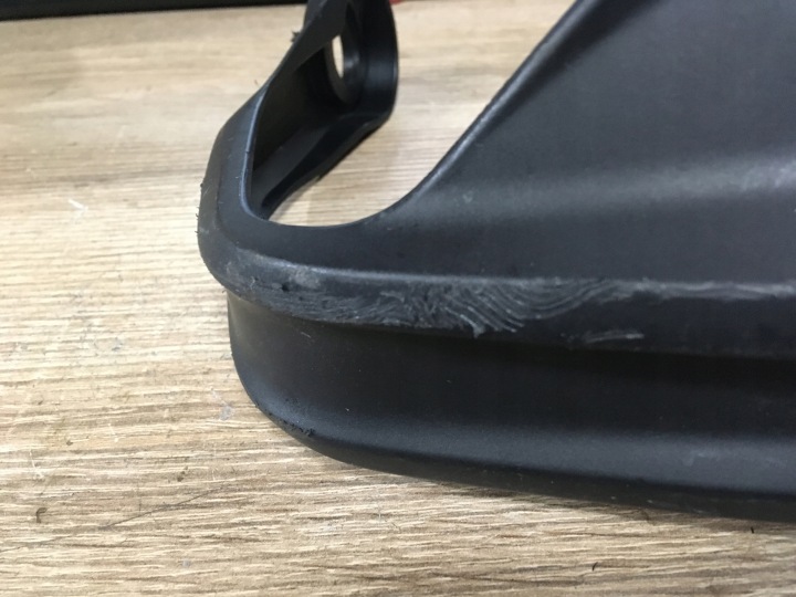8563804 PROTECTION DROITE DLONI BMW F780