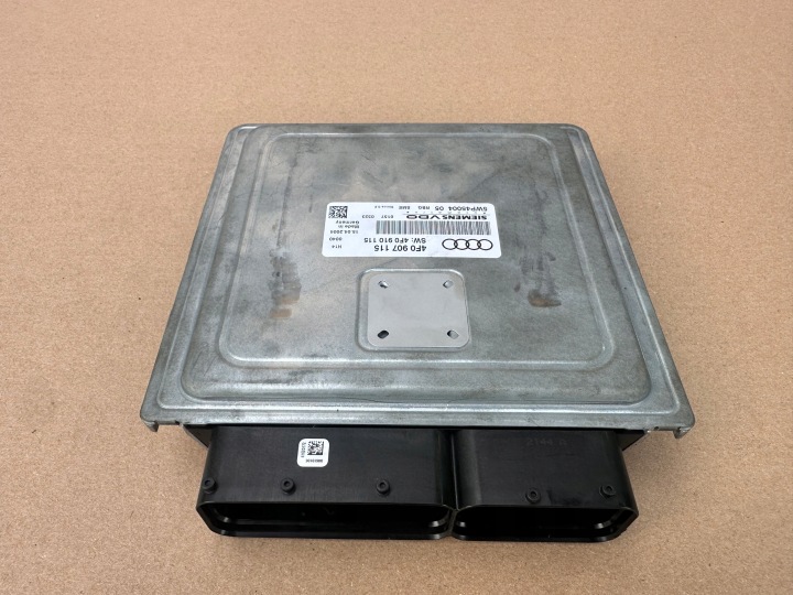 AUDI A6 C6 3.2 FSI CONTRÔLEUR MOTEUR 4F0910115 4F0907115