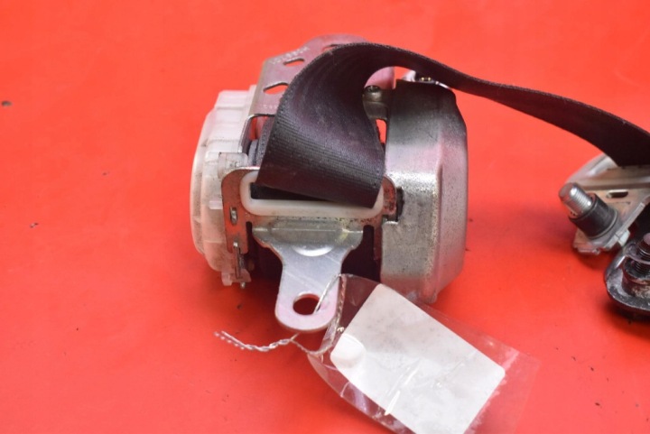 CEINTURE DE SÉCURITÉ GAUCHE AVANT TENDEUR EUROPE 84940-62J1 SUZUKI SWIFT 4 IV MK6
