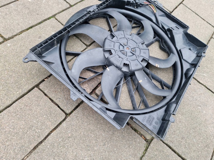 BMW X1 E84 CHÂSSIS AVEC VENTILATEUR 7801647-01 75617139-01 09-2015