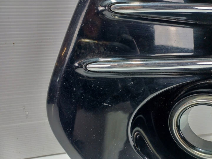CALANDRE GRILLE PARE-CHOCS AVANT DROITE KIA SPORTAGE 4 IV 2015- 86528-F1000
