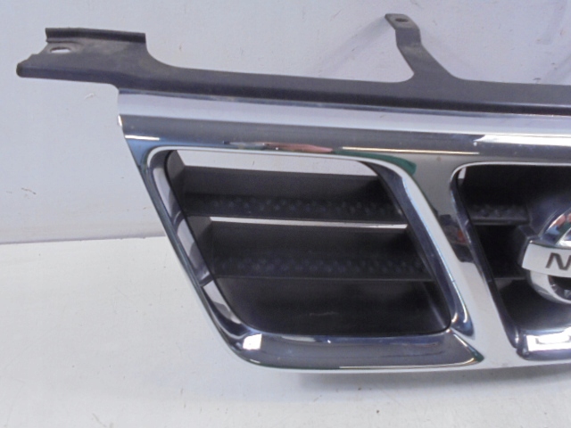 NISSAN X TRAIL T30 01-03 CALANDRE GRILLE 623108H700 K74112