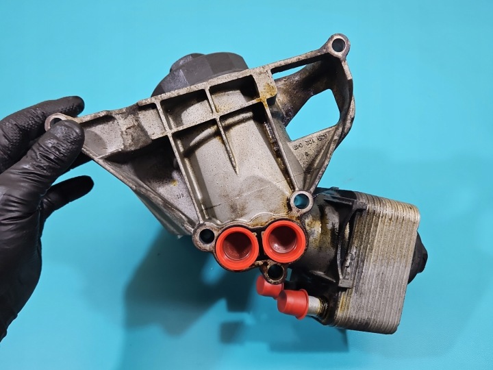 POIGNÉE MOTEUR CHÂSSIS FILTRE HUILES AUDI Q7 I 4L 629102049 3.6 V6 FSI