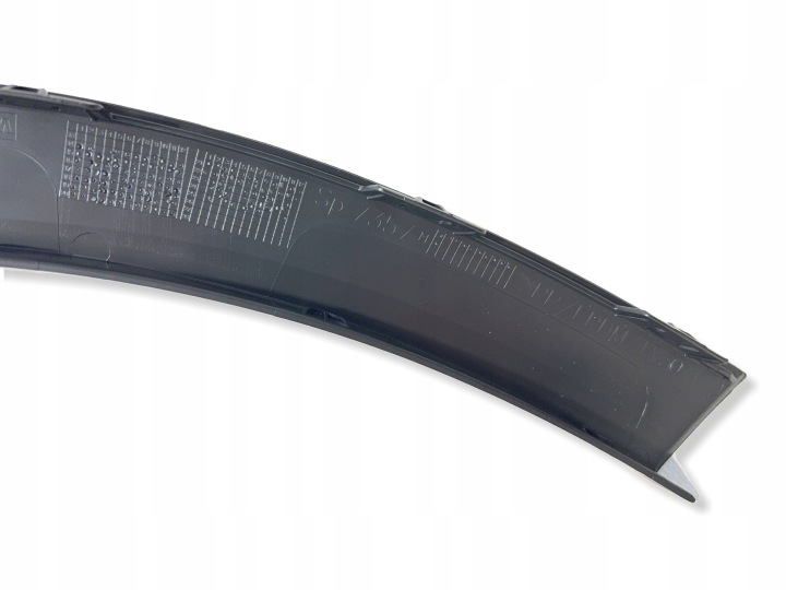 MOULURE GARDE-BOUE DROIT ARRIÈRE MERCEDES GLC W253 A2538850822