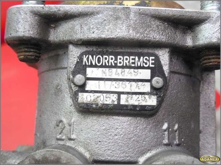 VOLVO FM 12 380 00R SOUPAPE DE FREIN PRINCIPAL MB4849