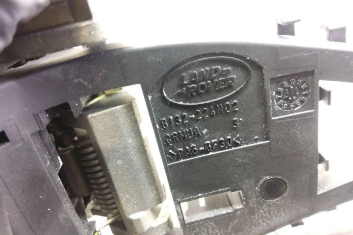 POIGNÉE DROITS LATÉRALES PORTES LAND ROVER RANGE ROVER I B132224N02 5.0L