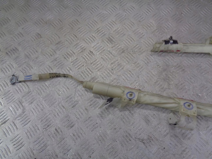 RIDEAU AIRBAG DROITE RENAULT MEGANE 4 IV UNIVERSEL 2016- 985P09833R EUROPE