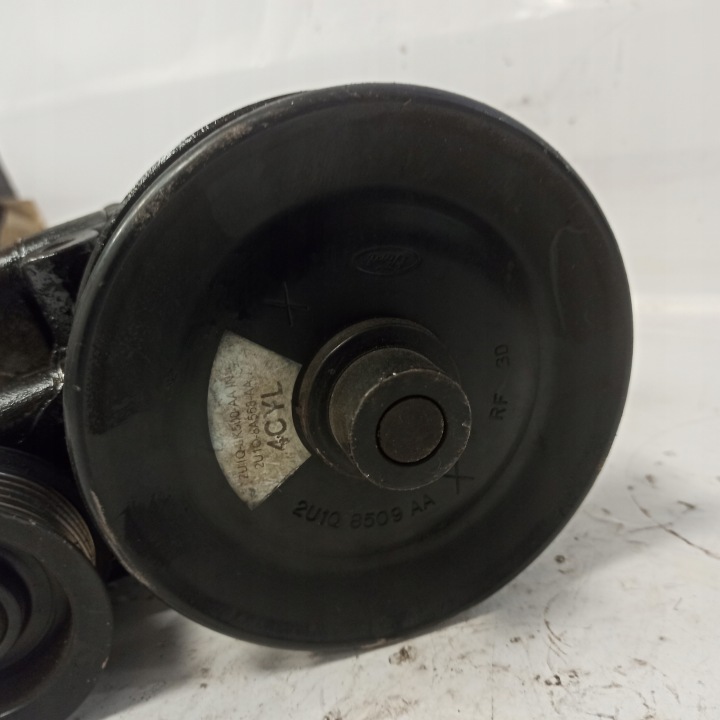 FORD TRANSIT MK7 2.4 TDCI POMPE À EAU 0070905145 YC1Q8A544AC