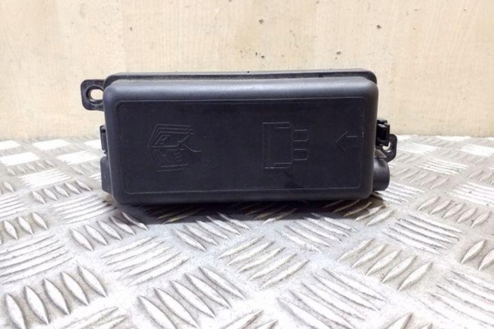 BOÎTE FUSIBLES MINI COUNTRYMAN (R60) 9240945 1.6L DIESEL 82KW 2012