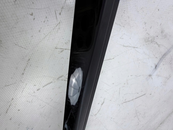 AUDI A4 B9 LIFT MOULURE RACLOIR GAUCHE AVANT 8W0853283