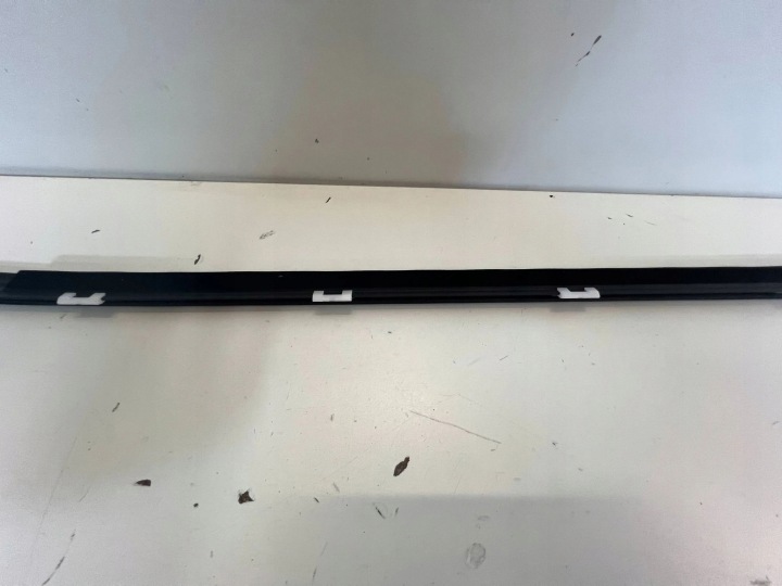 JOINT D'ÉTANCHÉITÉ MOULURE PORTES GAUCHE ARRIÈRE HYUNDAI TUCSON III