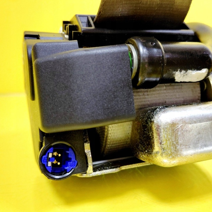 CEINTURE DE SÉCURITÉ DROIT ARRIÈRE AUDI A8 S8 D3 4E 4E0857806B NR1649