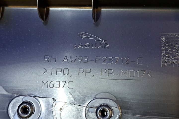 COLLECTEUR GARNITURE JAGUAR OE AW93F23712C
