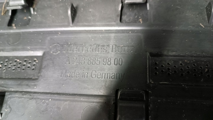PARE-CHOCS ARRIÈRE ARRIÈRE MERCEDES 243 X243 EQB GLB 21-26