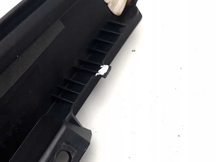 SEAT ATECA MOULURE VITRES ARRIÈRE 2016 575839902A