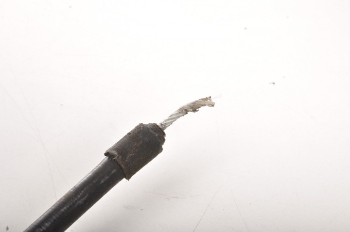 MASERATI GHIBLI III FREIN À MAIN ÉLECTRIQUE 670030076