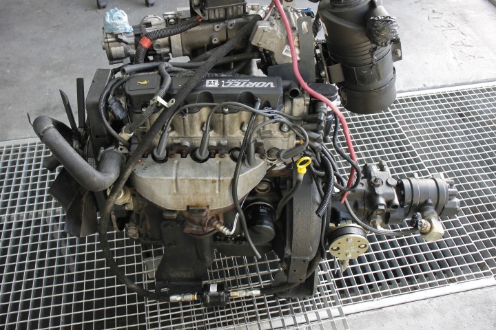 MOTEUR ECU VORTEC 1600 ZAMIATARKA CHÂSSIS POMPE CONDUITE EATON 70142 LPG IMPCO