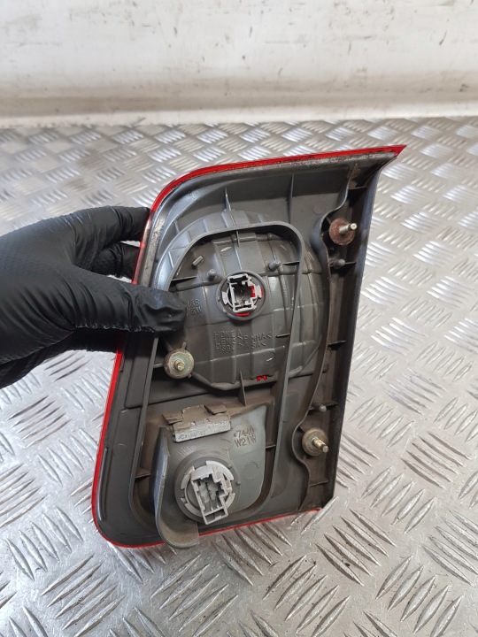 PHARE GAUCHE ARRIÈRE COUVERCLES DE COFFRE HONDA CIVIC VII 2005R BERLINE