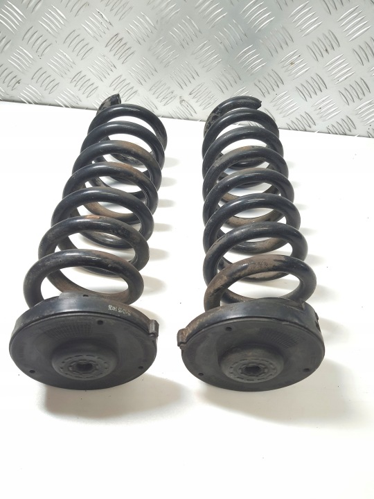2 CV RESSORT CAOUTCHOUC SUSPENSIONS ARRIÈRE ARRIÈRE MERCEDES W205 2053241104 2053280337