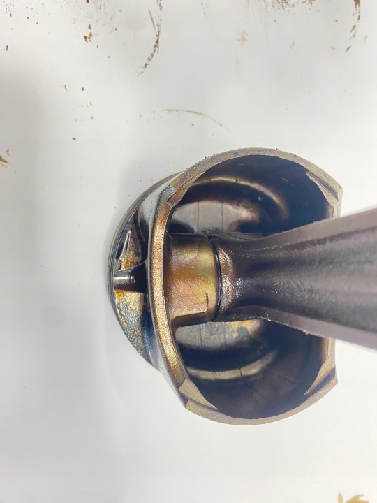 PISTON AVEC BIELLE MERCEDES W124 M104 280 E280 280E 104.942