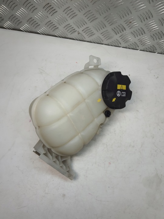 RÉSERVOIR RÉSERVOIR LIQUIDE D'EXPANSION BMW 3 F30 F20 F21 F31 2.0 D 11564310