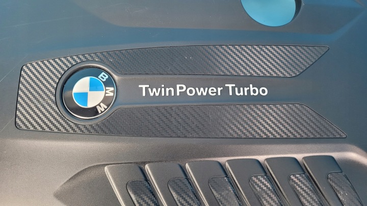 BMW 5' G31 3.0D 540D XDRIVE 18R PROTECTION MOTEUR SUPÉRIEURE 8571306
