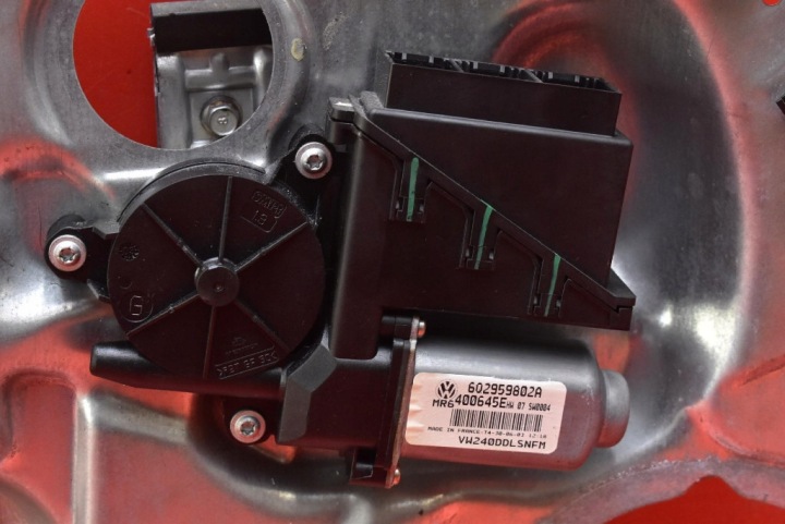 ÉLÉVATEUR VITRES GAUCHE AVANT EUROPE 6Q0837751 6Q2959802A VW POLO 4 IV 9N 5D 01-05