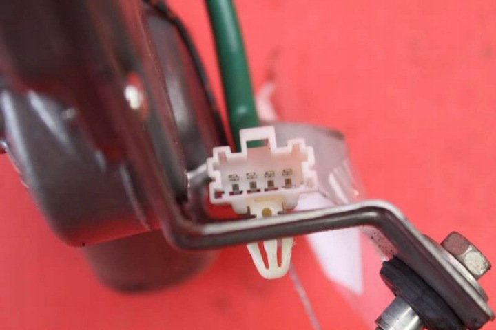 PETIT MOTEUR ESSUIE-GLACES ARRIÈRE 259600-0421 MITSUBISHI OUTLANDER 1 I 01-08