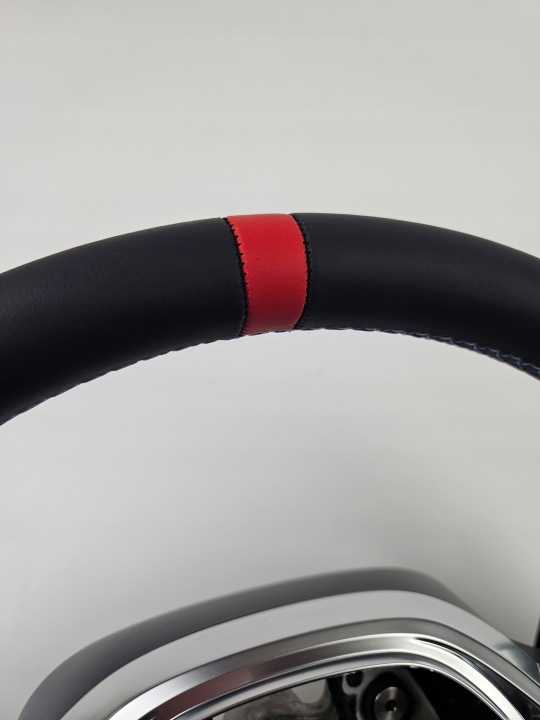 VOLANT SPORTIVE BMW F 2009-19, G 2015-26 CUSTOM