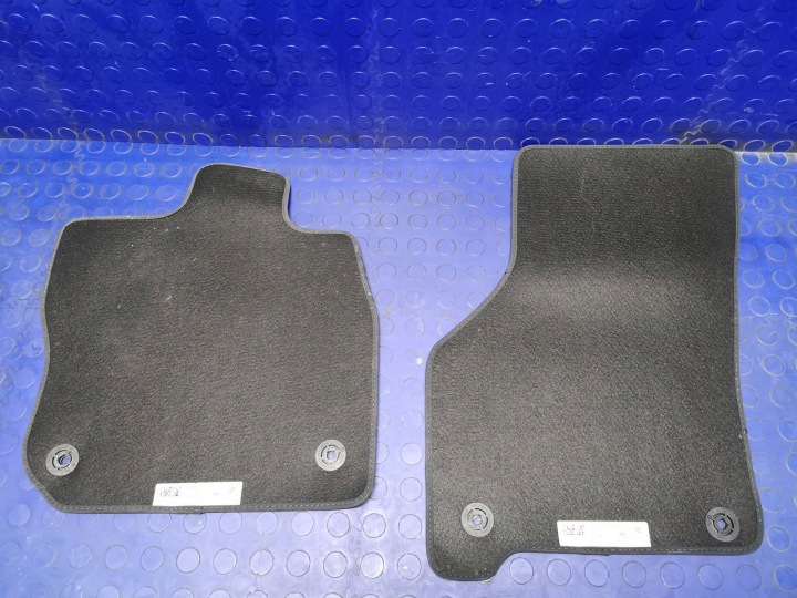 ENSEMBLE POUSSOIRS WELUROWYCH AUDI A3 8Y ORIGINAL 8Y1863011A