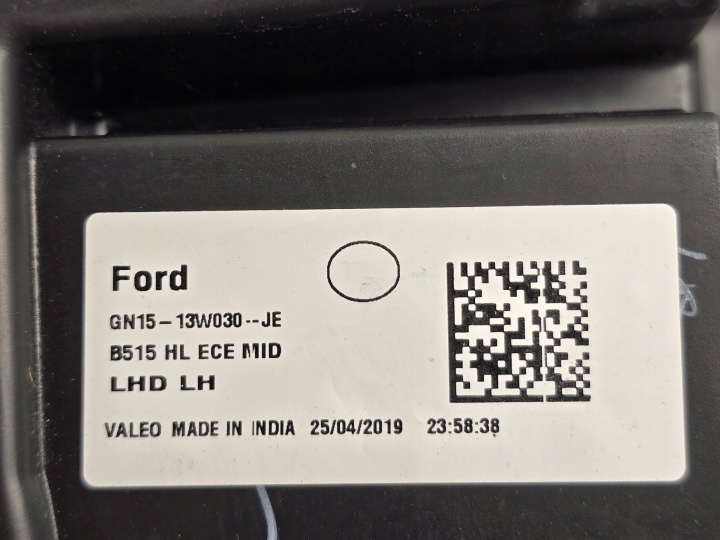 FORD ECOSPORT LIFT 2017 LED PROJECTEUR AVANT PHARE AVANT GN15-13W030-JE