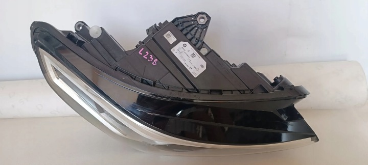 PHARE BMW X1 U11 DROITE 5A5BD4403 1EX2867