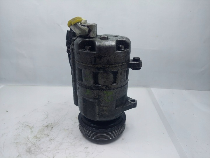 COMPRESSEUR DE CLIMATISATION AUDI A3 S3 8L 1J0820803B